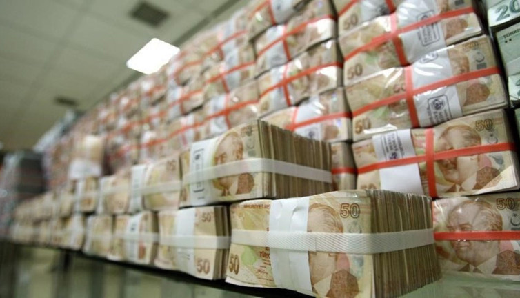 Bankacılık sektörünün kredi hacmi 3 trilyon 961 milyar liraya çıktı