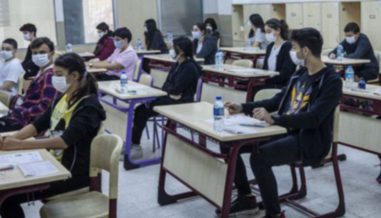 Din kültürü öğretmeninden derste skandal sorular