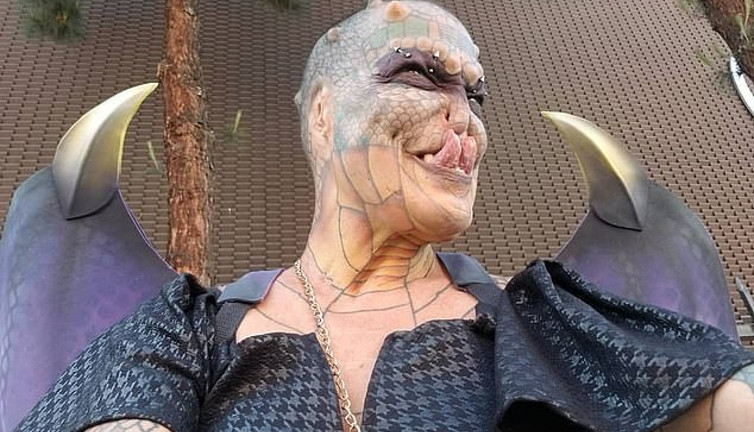 Şimdiki hedefi cinsiyetsiz olmak