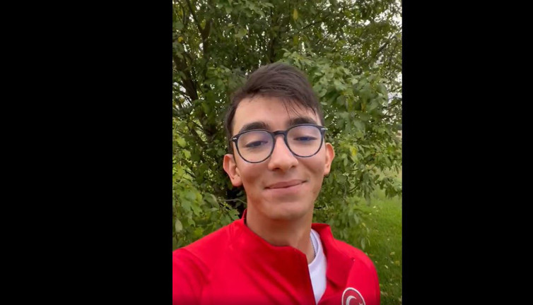 Mete Gazoz'dan Brezilyalı yazar Paulo Coelho'ya teşekkür