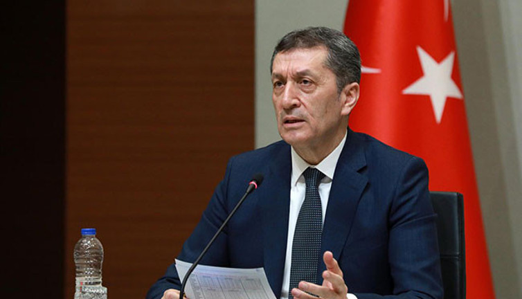 Milyonlarca üniversite mezununu ilgilendiriyor! Ziya Selçuk kaldırdı, yeni bakan geri getirdi