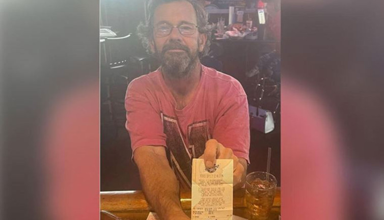 Boğulan adamın üzerinden 45 bin dolar ikramiye vurmuş bilet çıktı