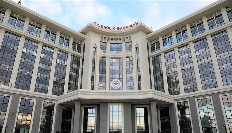 Sağlık Bakanlığı'na bağlı kurum arpalığa döndü! 100 bin liralık kredi kartı kime verildi?