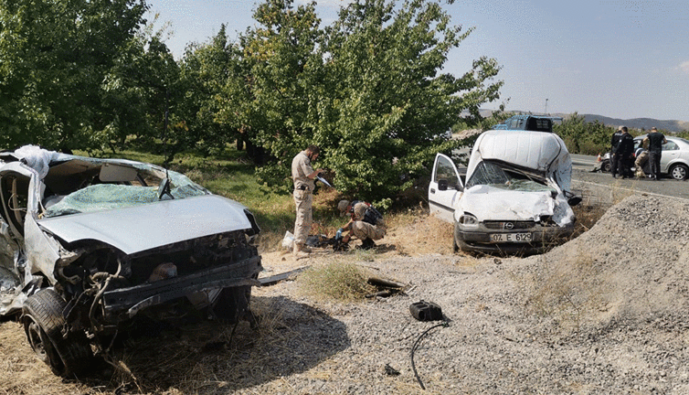 Malatya’da korkunç zincirleme kaza