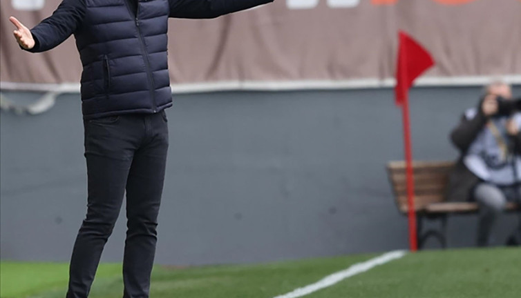 Süper Lig'de 8 haftada 8 hocayla yollar ayrıldı