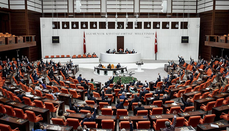 Paris İklim Anlaşması görüşmelerinde "3 milyar dolar" tartışması