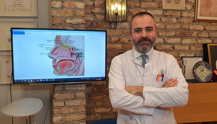 Prof. Dr. Aytuğ Altundağ risk grubundakileri açıkladı. 'Tazı burun' olanlar dikkat