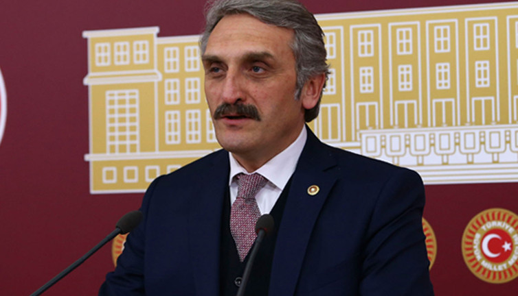 AKP'li 'Yeliz' zam gelmeden depo doldurma kuyruğuna 'bereket yoğunluğu' dedi