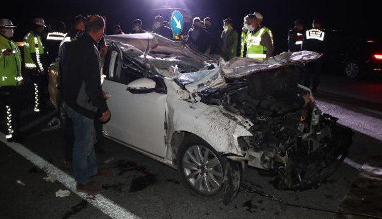 Eskişehir'de korkunç kaza: Emekli emniyet müdürü ile oğlu hayatını kaybetti