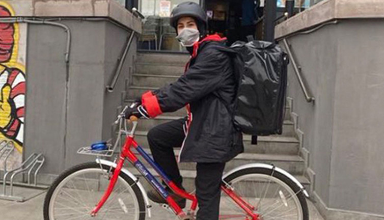 Sömürünün yeni adı “çevrecilik". Kurye ölümlerini artıracak yeni uygulama