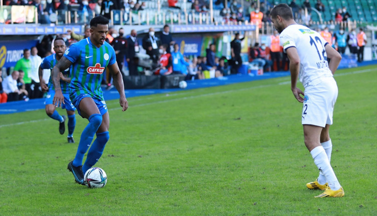 Çaykur Rizespor son nefeste kazandı