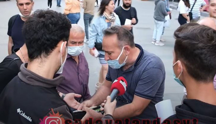 Ekonomiyi döviz dolu cüzdanı ile savunan gurbetçi ''bu kadar da olmaz'' dedirtti. Dert yanan gençlere hakaret etti