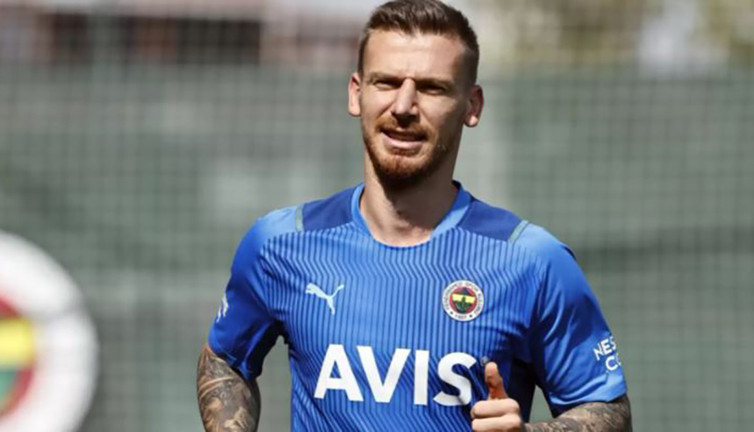 Fenerbahçe'de Serdar Aziz takımdan ayrı bireysel çalıştı