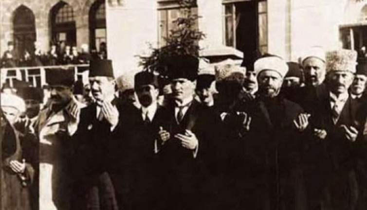 Atatürk olmasaydı Türkiye de yoktu (28 Ekim 2021)