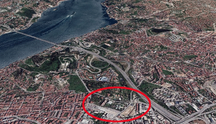 Nakkaştepe'deki gözde arsa da satılıyor. Boğaz manzaralı bu arsayı bakalım kim alacak