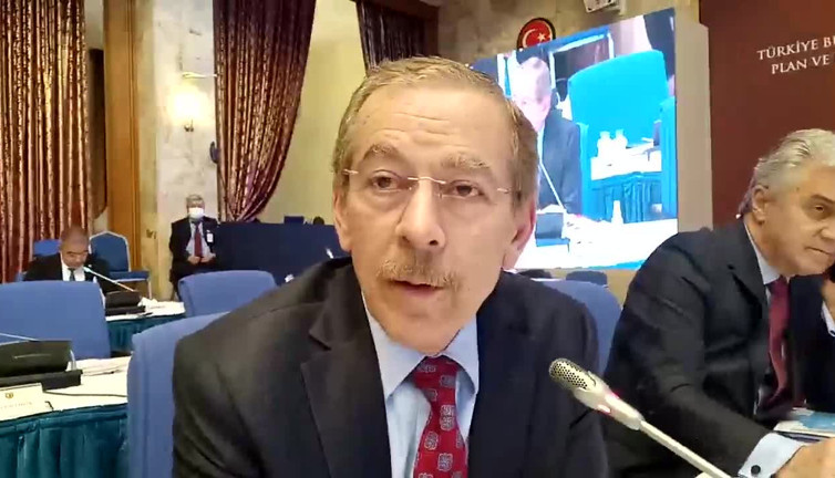 Abdüllatif Şener ‘Bu 20 yılın hikayesi, rantlar hikayesidir’