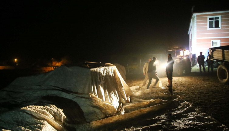 Kimse açıklamasını yapamadı: Evlerinde bir haftada 5 kez yangın çıktı