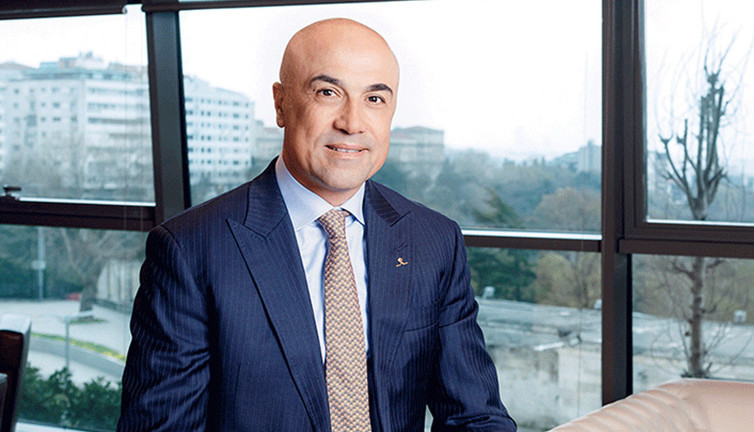 Erdoğan’ın kapı komşusuydu. Fettah Tamince'nin ortağı oldu