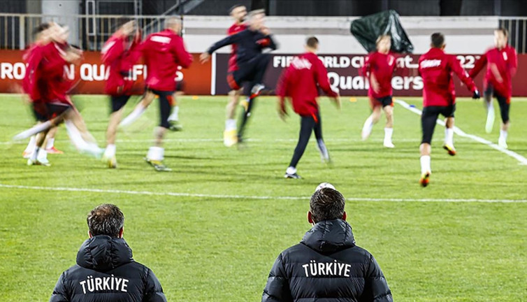 Futbolda milli mesai başlıyor