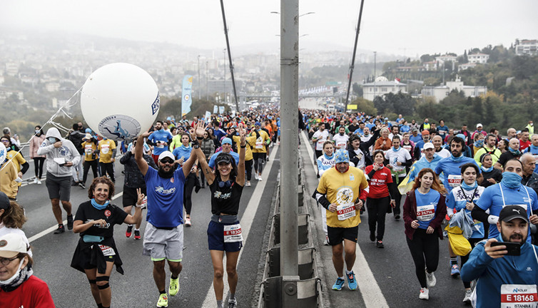 43. İstanbul Maratonu'nda halk koşusu yapıldı
