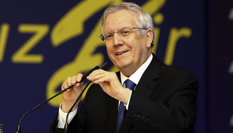 Aziz Yıldırım savaş gemisi yapıyor. İmzayı attı