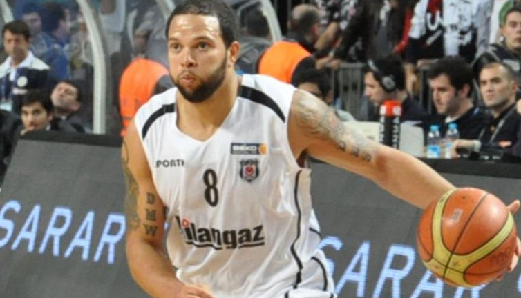 Eski Beşiktaşlı NBA yıldızı Deron Williams, ringe çıkacak