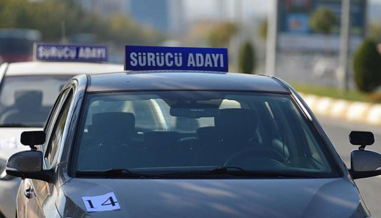 Sürücü adayları dikkat. Ehliyet sınavlarında yeni dönem