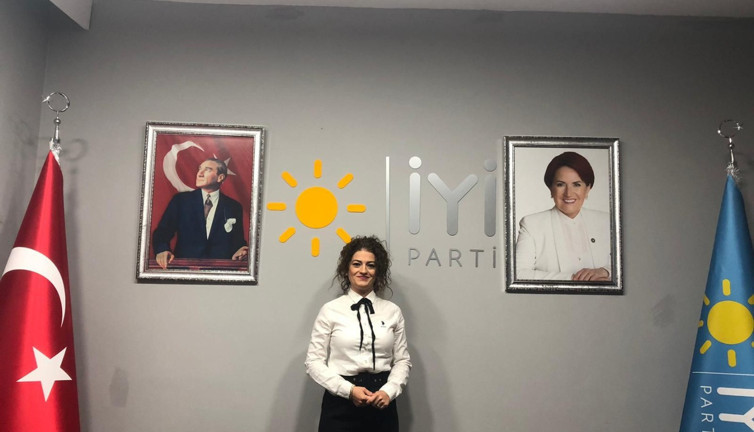 İYİ Parti Afyonkarahisar Merkez ilçesinde Kadın Kolları Başkanlığı'na yeni atama