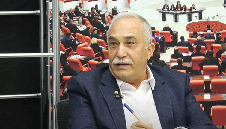 'Tehdit ediliyorum' diyen AKP'li Fakıbaba'dan canlı yayında bomba FETÖ itirafları