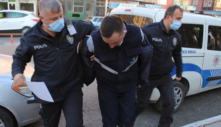 'Dur' ihtarına uymadı 2 kez kaza yaptı