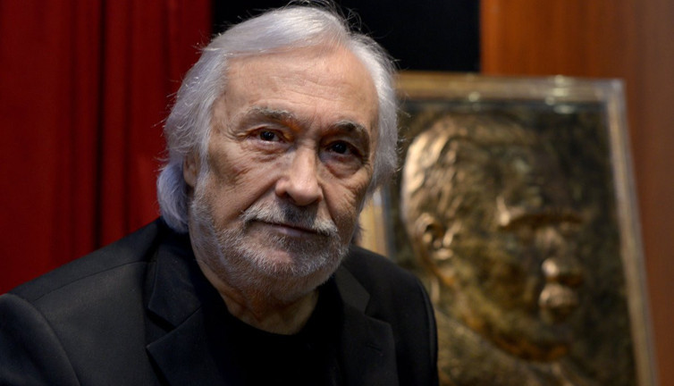 Müjdat Gezen'in hayatı kitap oldu