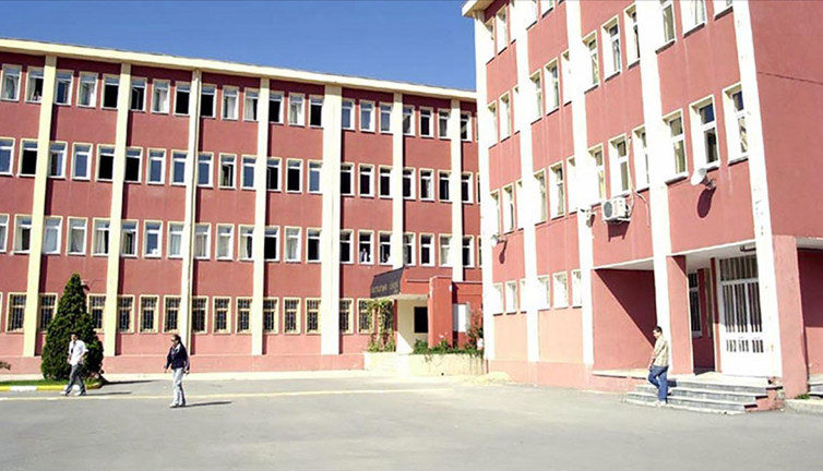 Haydarpaşa Lisesi 'doğal sit-sürdürülebilir koruma ve kontrollü alanı' oldu