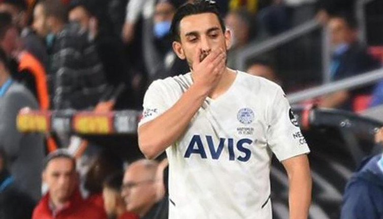 Oyundan alınan İrfan Can Kahveci'den küfürlü tepki. Ekran başındaki herkes duydu