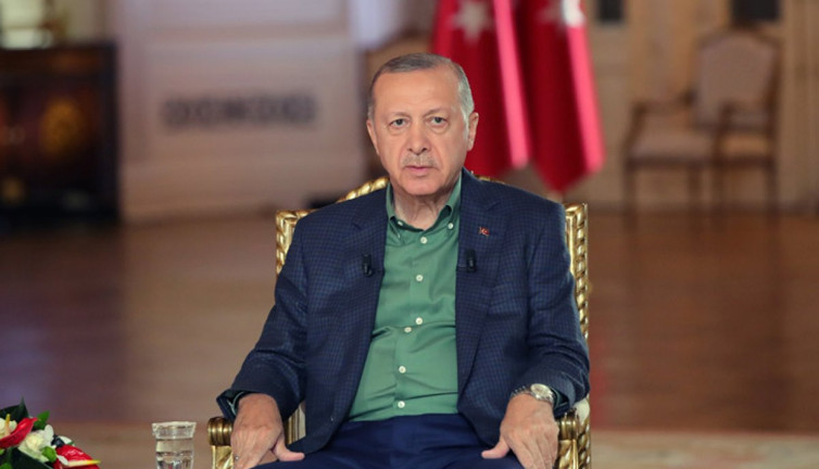 Erdoğan: Faizi düşürüyoruz, enflasyon da inşallah düşecek