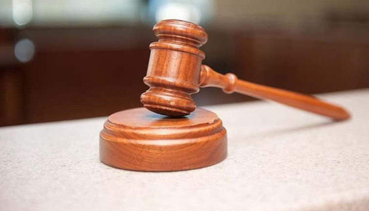 'Dünyaya böyle gelmemeliydim' diyerek annesinin doktoruna açtığı davayı kazandı