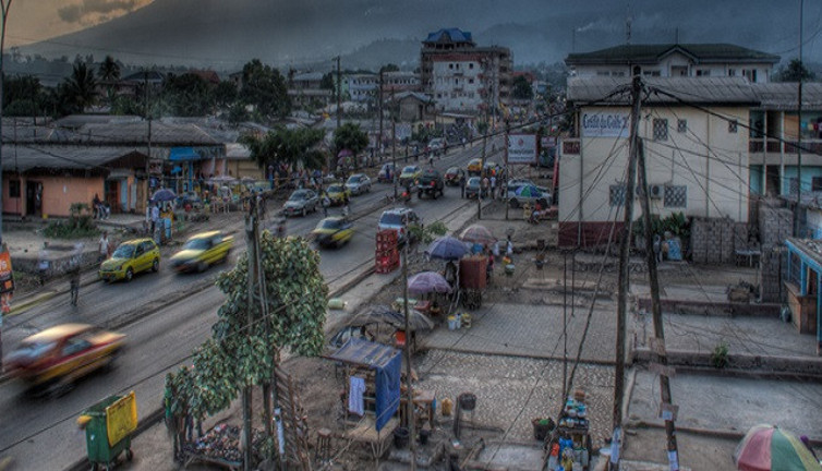 Kamerun'da bombalı saldırı: Onlarca yaralı var