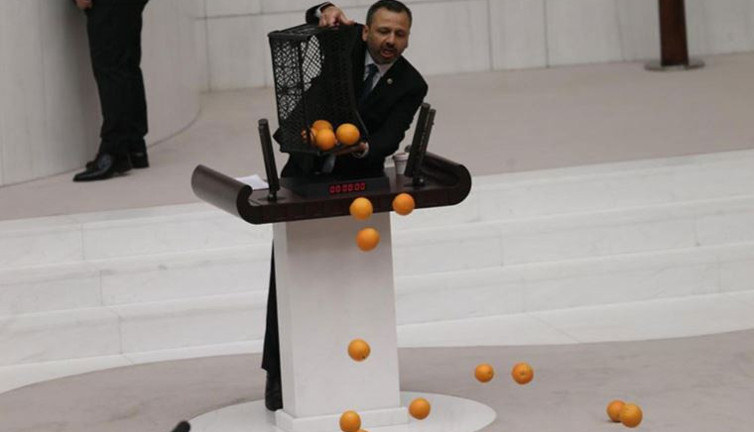 CHP'li Erbay'dan bütçe görüşmelerinde 'portakallı' tepki