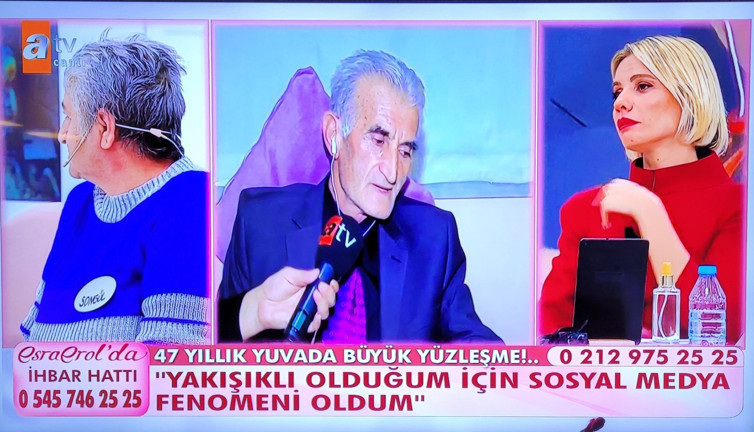 Ünlü belgeselci Mesut Gengeç kadın programlarıyla kafa buldu. Canlı yayındaki konuşmaları yayınladı