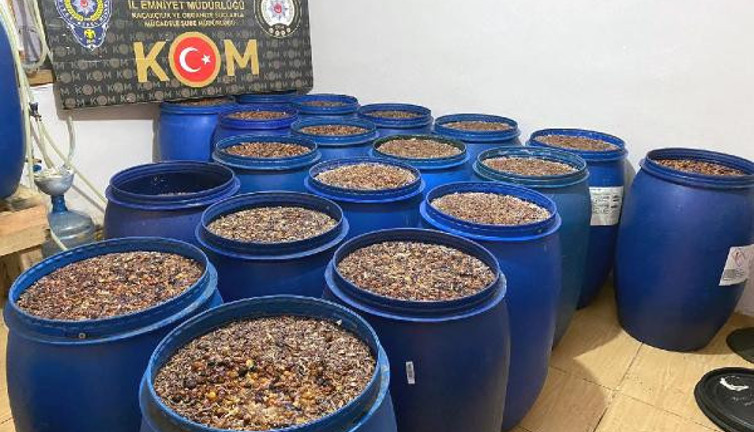 Yılbaşı öncesi polisten sahte içki baskını