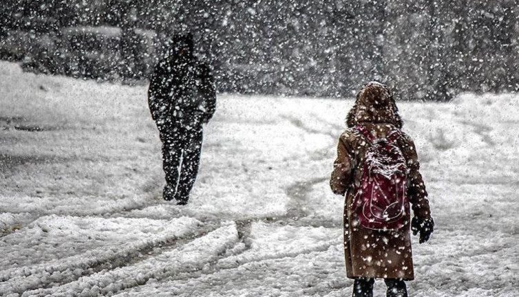 Eğitime ara verildi, Peş peşe kar tatili haberleri geliyor