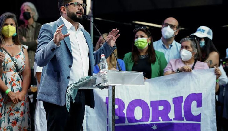 Şili'de yeni Devlet Başkanı Gabriel Boric oldu