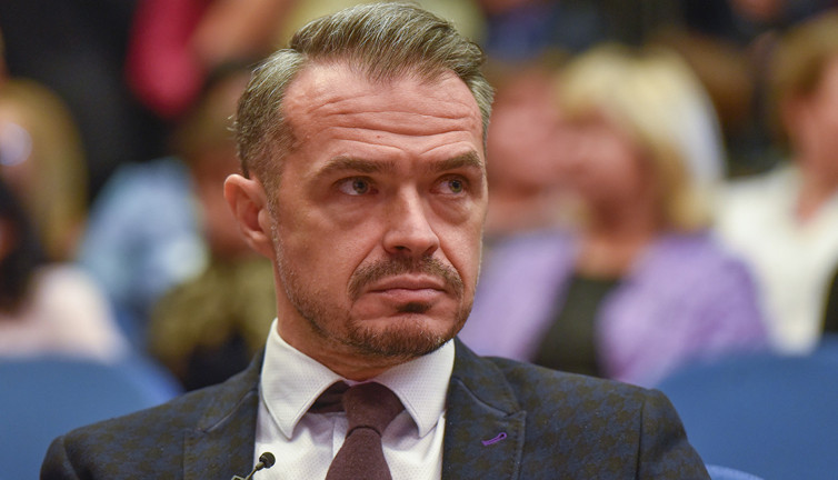 Polonya’da eski Ulaştırma Bakanı Nowak’a yolsuzluk soruşturması