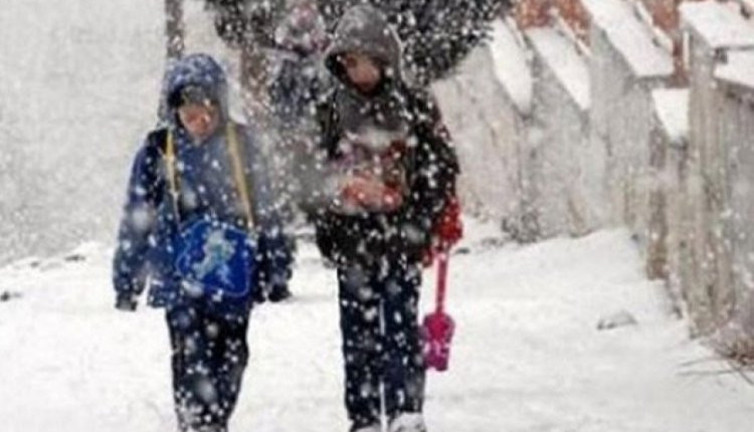 Trabzon'da eğitime kar engeli