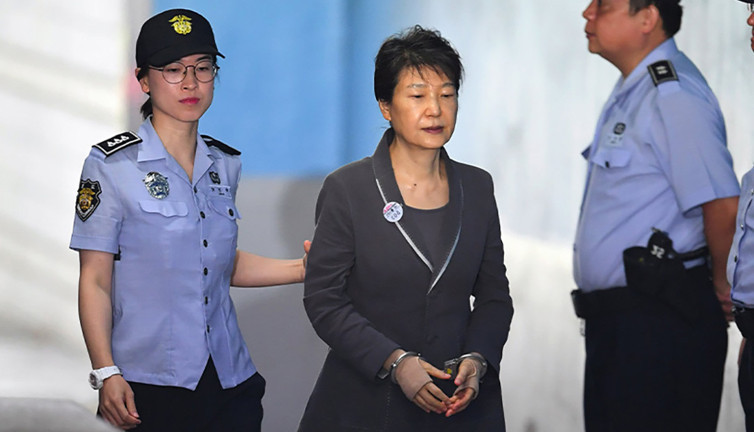 Güney Kore'nin eski devlet başkanı affedildi