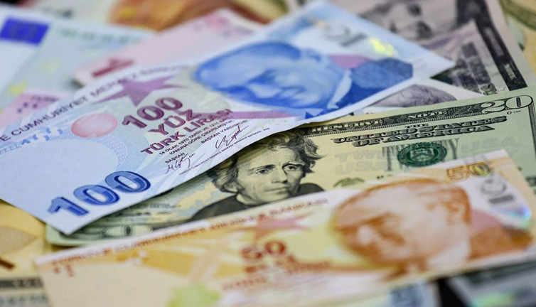 Doların çıkarılıp indirilmesi en çok ihracatçılara zarar verdi. Sipariş alamıyorlar