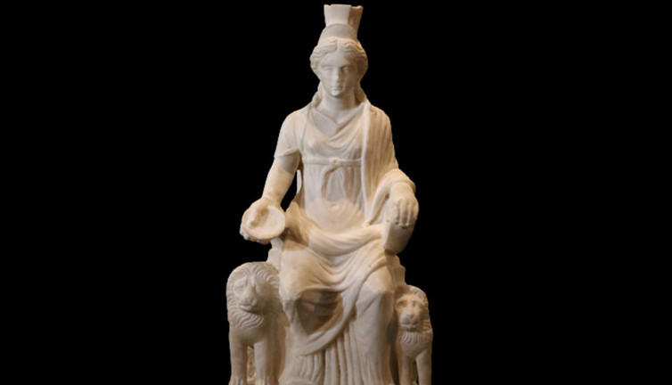 Kybele Heykeli ait olduğu topraklarda. Tam 57 yıl önce yurtdışına kaçırılmıştı