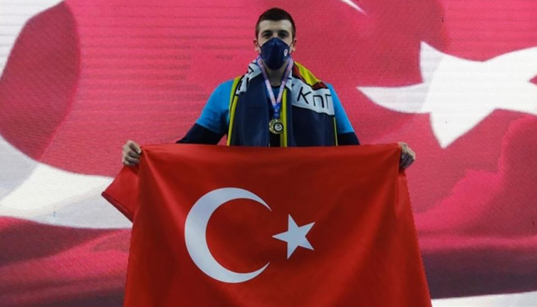 Milli yüzücü Emre Sakçı: Daha ulaşılacak çok başarı var