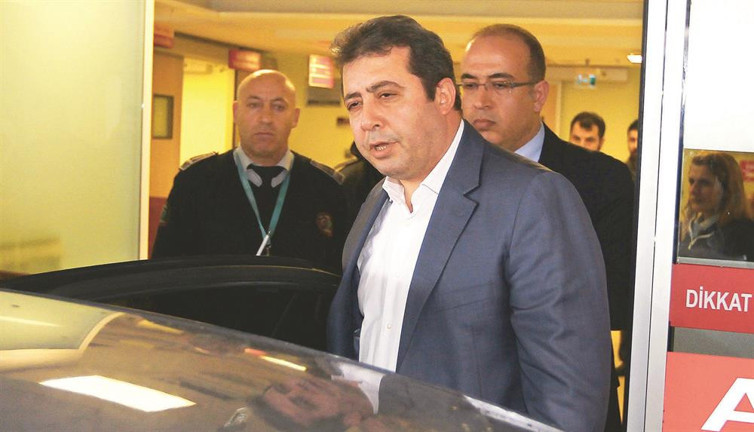 ‘Futbolda şike’ davasını başlatan eski polis yakalandı