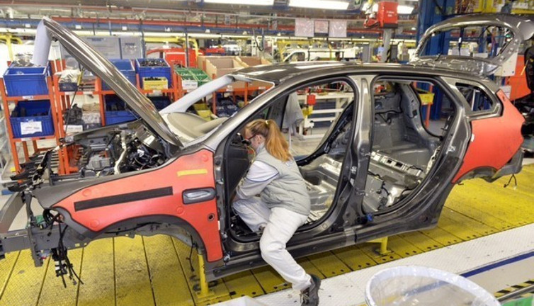 Otomotiv devi Bursa fabrikasında üretime ara verdi