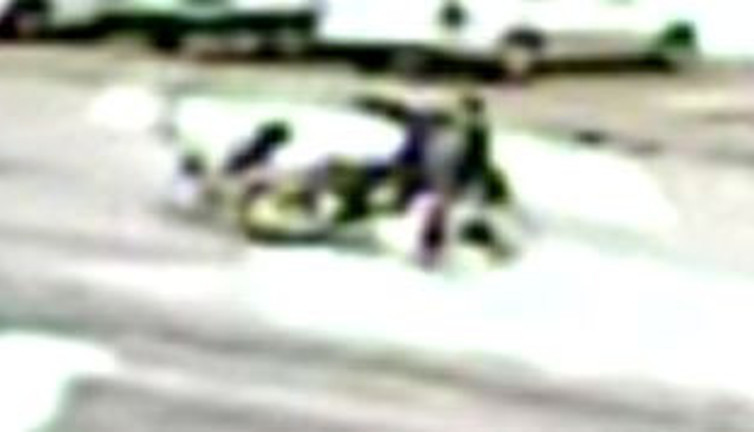 10 yaşındaki Ramazan'a sokak köpekler saldırdı